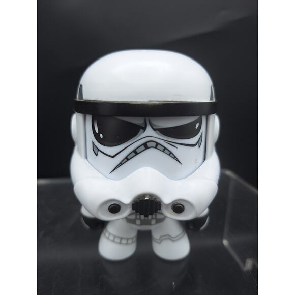 Mighty Muggs Star Wars Yoda, Kylo Ren And Stormtrooper 4 Inch Vinyl Figurines - Picture 12 of 13